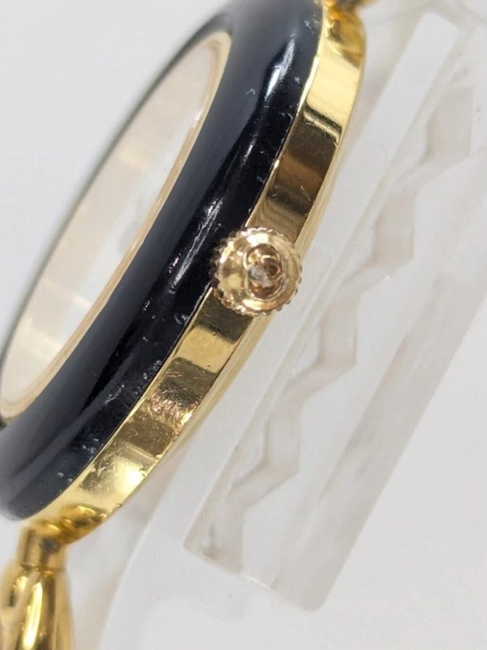 Authentic Vintage Gucci Gold Tone Bracelet Watch Enamel Bezel Women’s Swiss Made - Picture 8 of 15